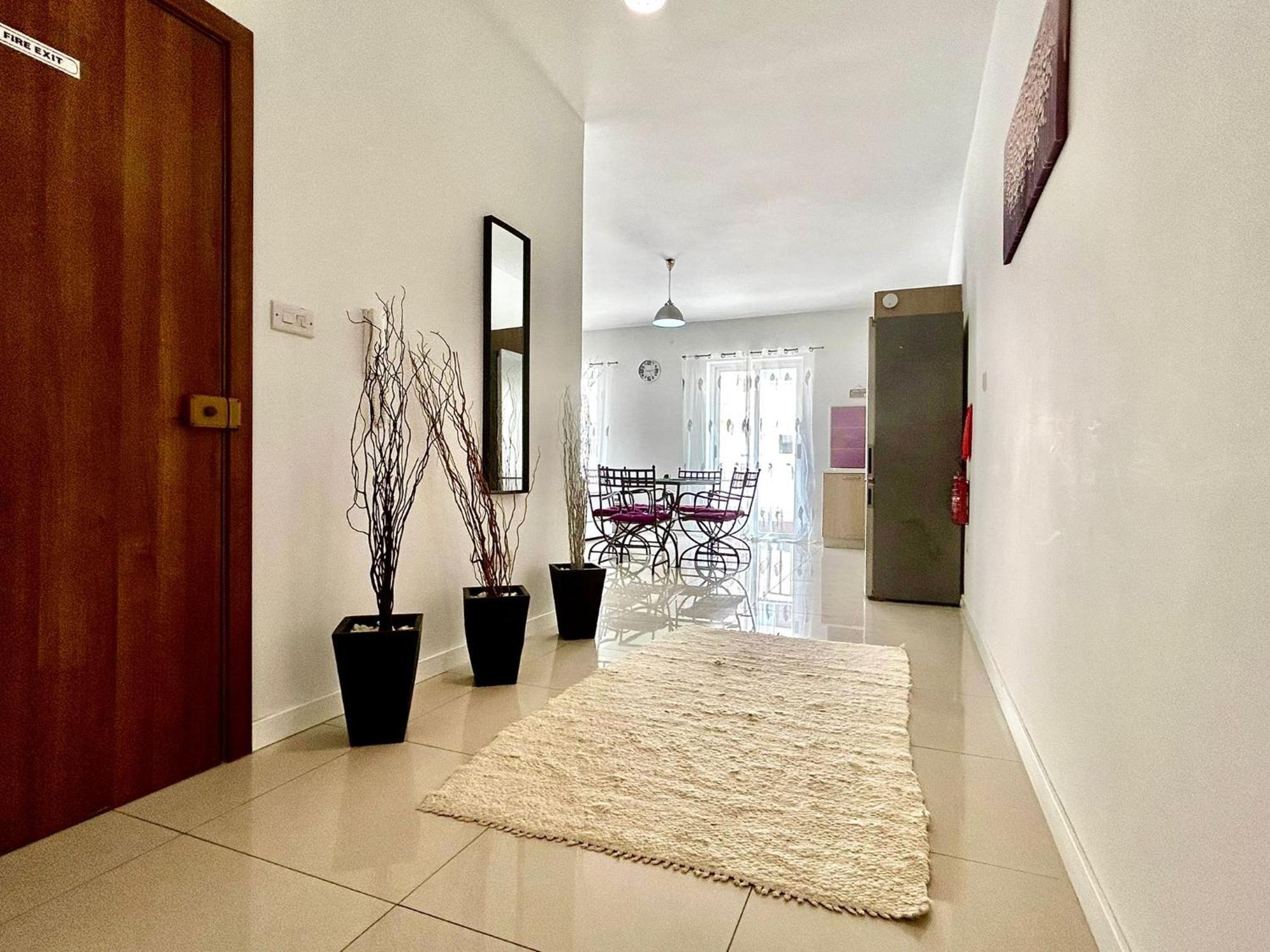 Sunshine Flats Cosy 2 Bd In Saint Paul's Bay - Close To Bugibba Square