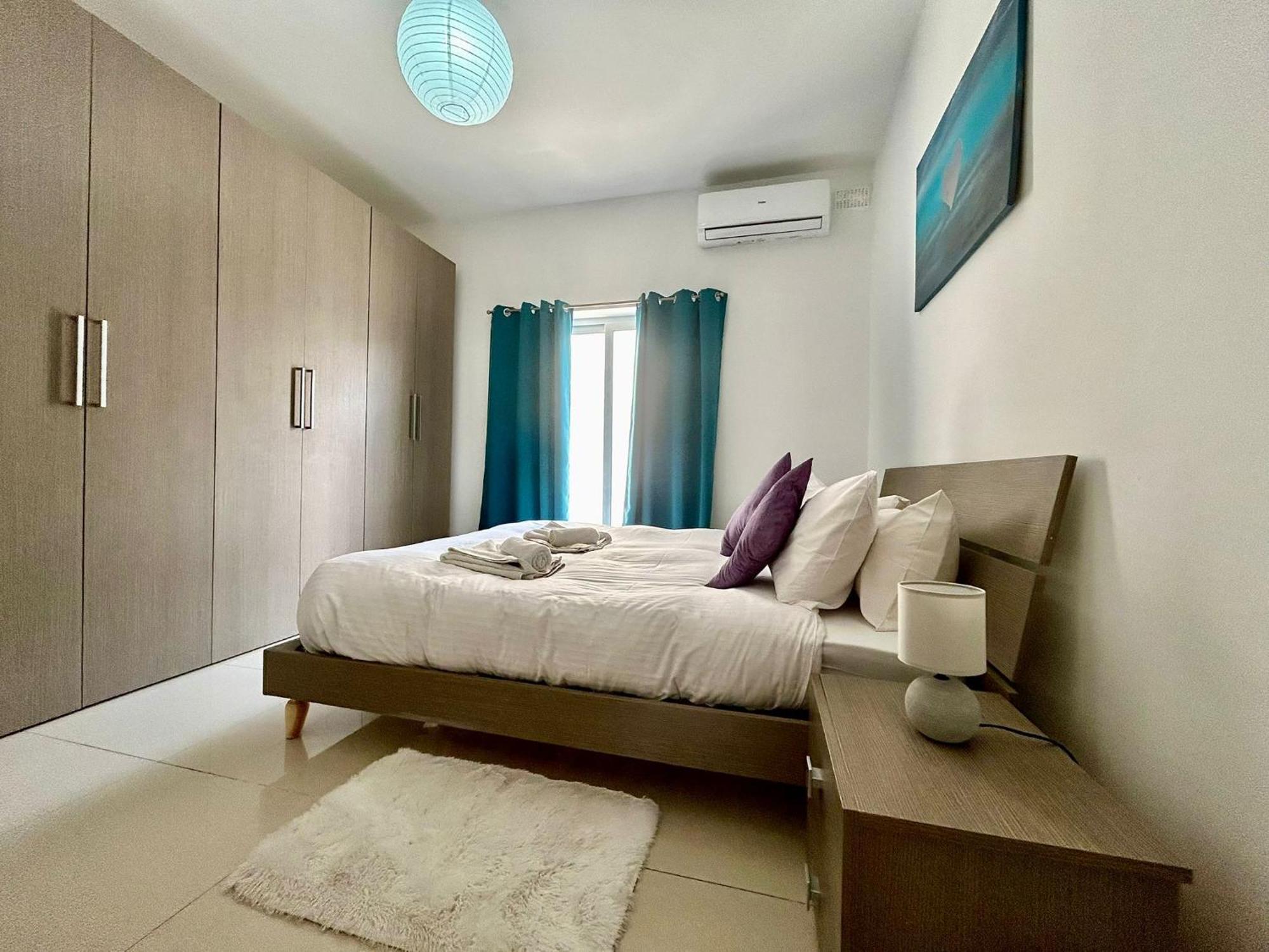 Sunshine Flats Cosy 2 Bd In Saint Paul's Bay - Close To Bugibba Square Apartment